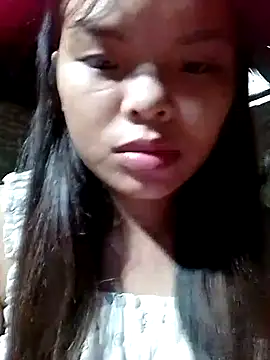 hello-cute online show from October 2025 11:05:02 PM