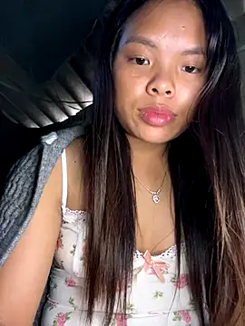 hello-cute online show from December 2025 06:14:01 AM