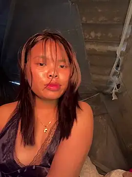 hello-cute online show from December 2025 04:28:01 AM