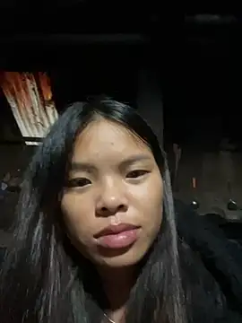 hello-cute online show from November 2025 11:53:01 PM