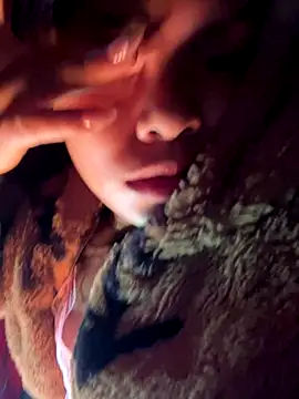 hello-cute online show from December 2025 09:37:02 AM