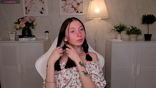 try love  online show from October 2025 09:43:01 AM