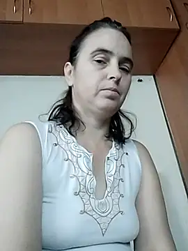 Snapshot of Ella-433 chatting on December 2025 08:52:01 AM Ella-433 online show from December 2025 08:52:01 AM