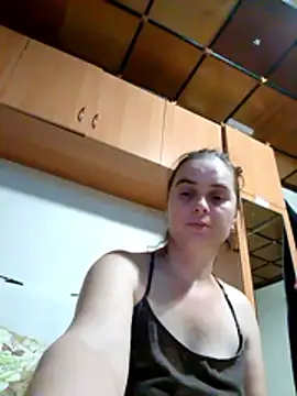 Snapshot of Ella-433 chatting on November 2025 08:35:01 PM Ella-433 online show from November 2025 08:35:01 PM