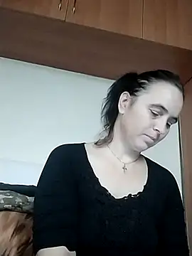 Snapshot of Ella-433 chatting on December 2025 10:06:01 AM Ella-433 online show from December 2025 10:06:01 AM