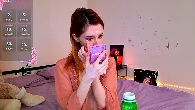 FoxyChpoxi online show from March 2026 12:57:01 PM