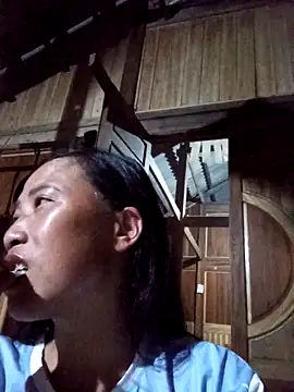 jerry-xx online show from April 2026 01:12:02 PM