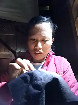 jerry-xx online show from December 2025 12:50:01 AM