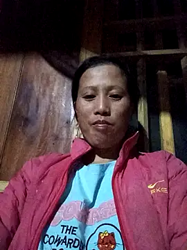 jerry-xx online show from November 2025 12:30:01 PM