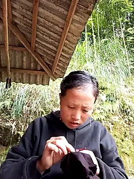 jerry-xx online show from November 2025 01:21:02 AM