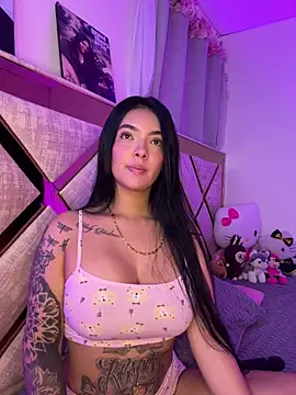 Kiity- online show from November 2025 07:44:02 AM