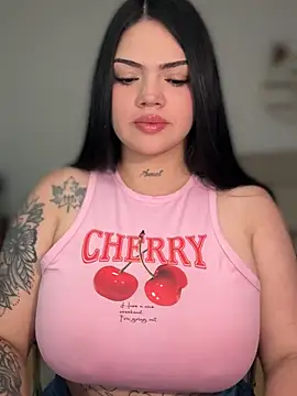 Snapshot of dulcemarianh_ chatting on June 2026 04:45:01 AM dulcemarianh online show from June 2026 04:45:01 AM