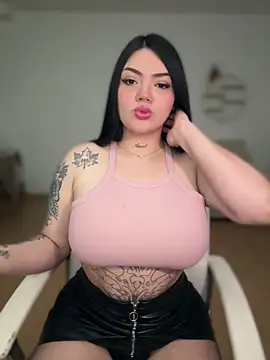 dulcemarianh  online show from May 2026 03:35:02 AM