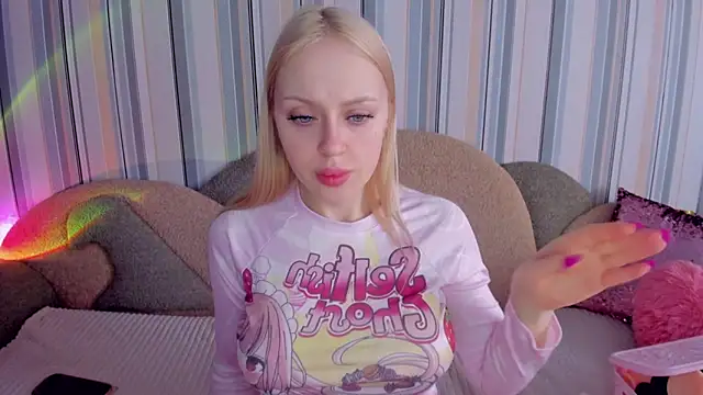 CeaneLino online show from February 2026 09:42:02 AM