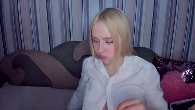 CeaneLino online show from March 2026 04:44:02 PM