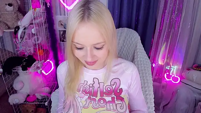 CeaneLino online show from March 2026 02:07:01 PM