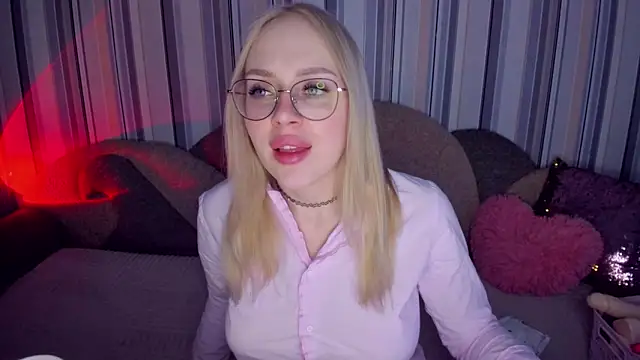 CeaneLino online show from February 2026 03:24:01 PM