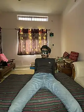 Lovebirdss online show from February 2026 09:58:01 AM