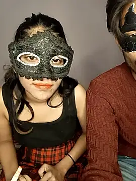 Lovebirdss online show from November 2025 10:15:01 AM