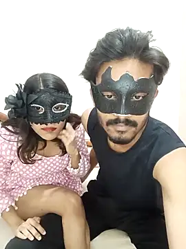 Lovebirdss online show from November 2025 10:31:01 AM