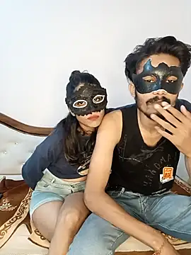 Lovebirdss online show from November 2025 10:30:02 AM