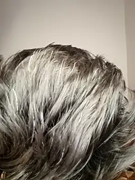 Lovebirdss online show from December 2025 10:03:02 AM