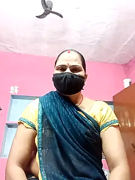 Snapshot of Ut_kanchna chatting on October 2025 07:09:02 AM Ut kanchna online show from October 2025 07:09:02 AM