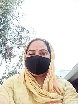 Snapshot of Ut_kanchna chatting on November 2025 01:09:01 AM Ut kanchna online show from November 2025 01:09:01 AM