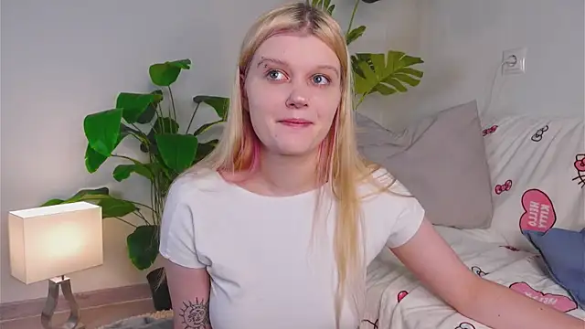 Any mo0n online show from October 2025 08:15:01 AM