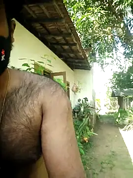 Snapshot of SL_BEAR chatting on October 2025 03:40:02 AM SL BEAR online show from October 2025 03:40:02 AM