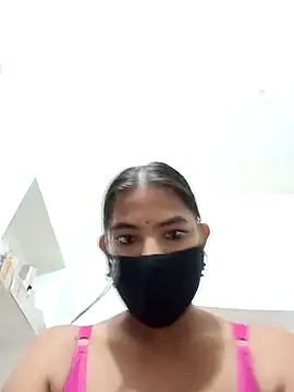 Hot radhaji online show from November 2025 10:41:02 AM