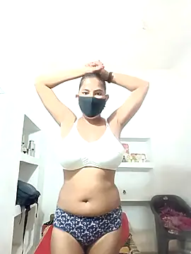 Hot radhaji online show from October 2025 05:20:02 AM