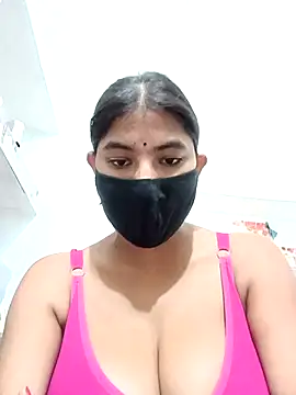 Hot radhaji online show from November 2025 04:50:02 PM