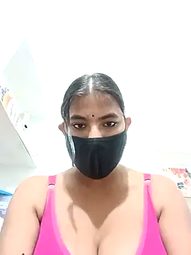 Hot radhaji online show from November 2025 05:35:01 PM