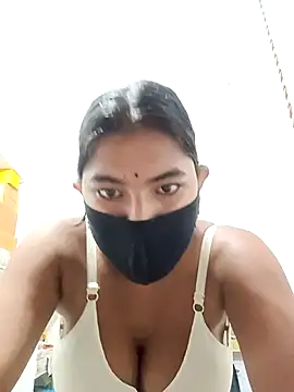 Hot radhaji online show from November 2025 10:19:02 AM