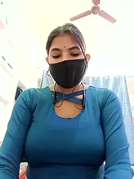 Hot radhaji online show from February 2026 03:19:02 PM