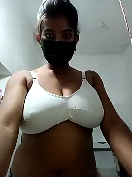 Hot radhaji online show from October 2025 10:50:01 AM