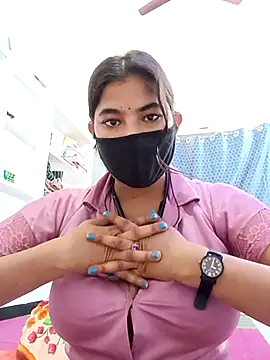 Hot radhaji online show from March 2026 04:01:01 PM