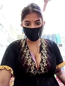 Hot radhaji online show from February 2026 04:18:02 PM