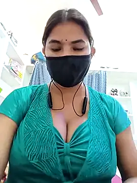 Hot radhaji online show from April 2026 03:40:02 PM