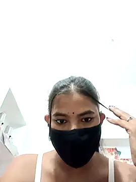 Hot radhaji online show from October 2025 12:15:02 PM