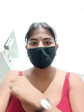 Hot radhaji online show from November 2025 06:08:01 PM