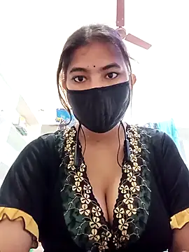 Hot radhaji online show from February 2026 09:45:01 PM