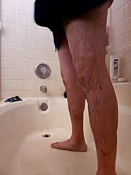 Snapshot of B1GLO chatting on November 2025 09:15:02 PM B1GLO online show from November 2025 09:15:02 PM