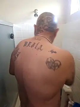 Snapshot of B1GLO chatting on February 2026 05:42:01 PM B1GLO online show from February 2026 05:42:01 PM