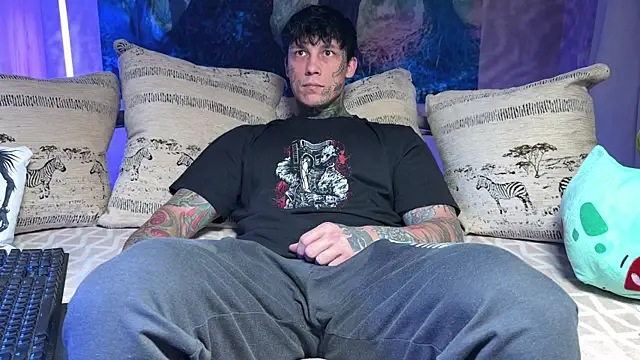 Snapshot of Anubisgods chatting on January 2026 05:33:01 AM Anubisgods online show from January 2026 05:33:01 AM