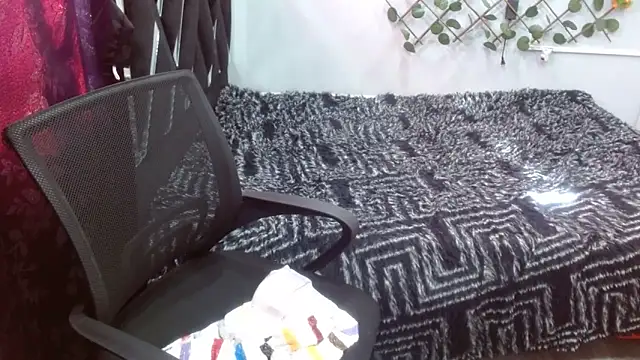 Melani ebony online show from March 2026 01:37:01 PM