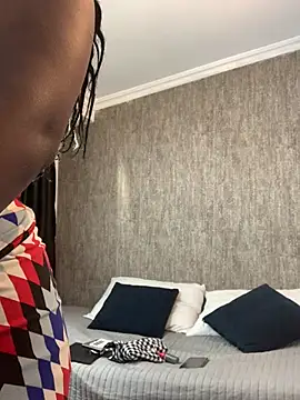 KarinaFlowers  online show from February 2026 12:01:02 PM