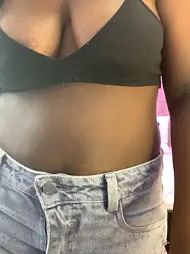 KarinaFlowers  online show from February 2026 02:29:01 PM