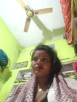 ALEXXA 143 online show from October 2025 05:14:01 PM